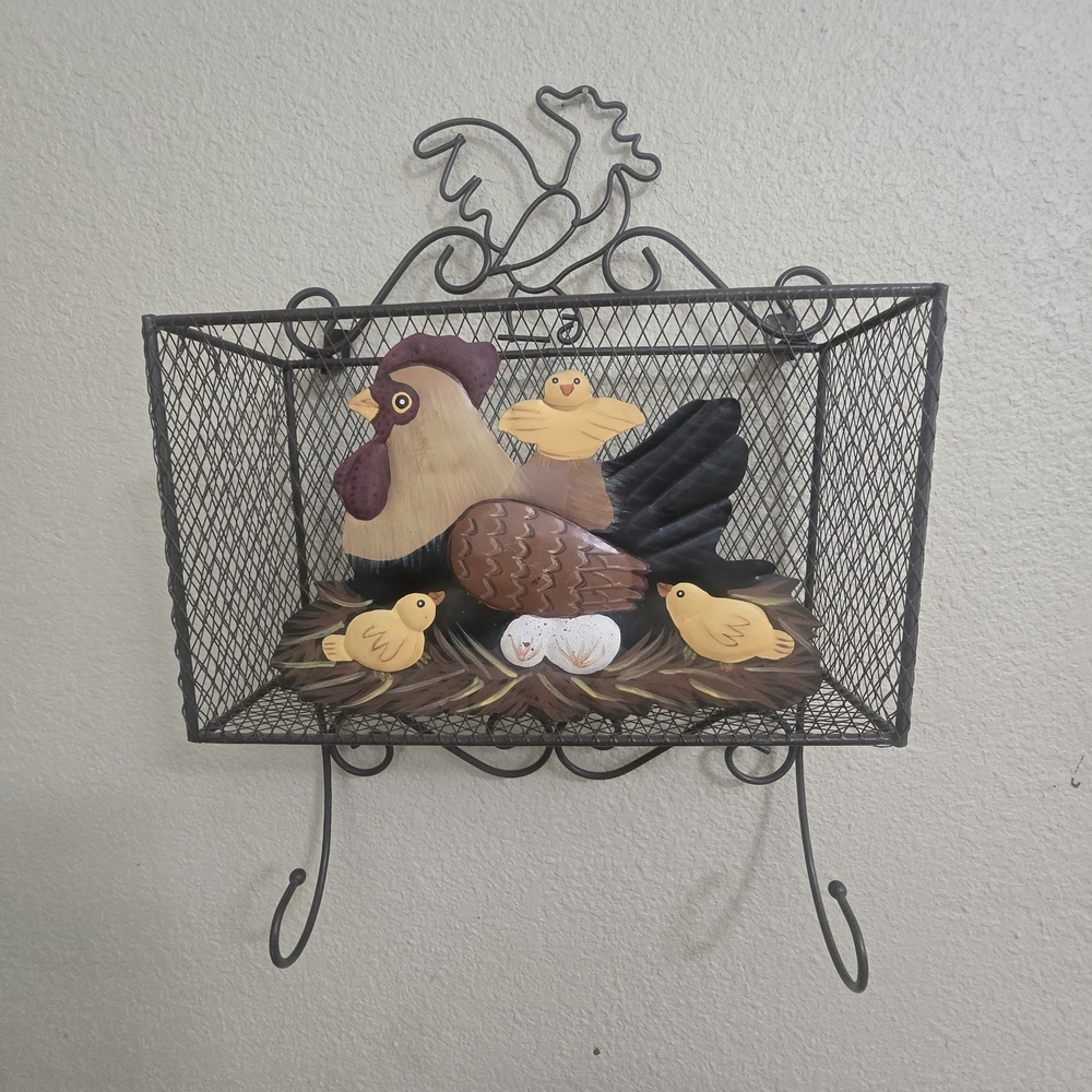 Farmhouse Rustic Hen and Chicks Wall Basket Decor - Yellow, Brown, Black